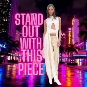 AKIRA WHITE LONG KNIT CUT OUT SWEATER SIZE M